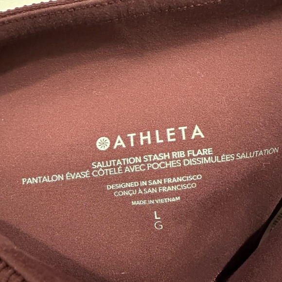 Athleta Salutation Stash Rib Flare - Picture 3 of 9